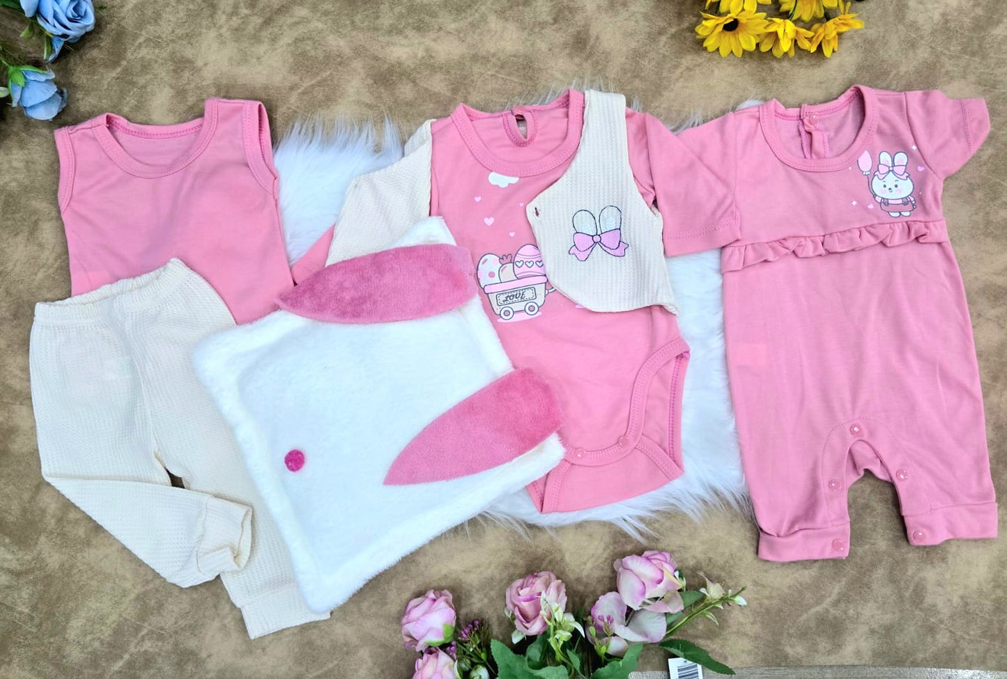 Ajuar bebé niña conejito (6 piezas)