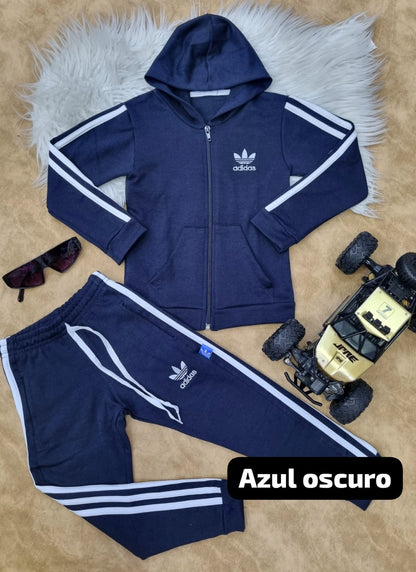 Conjunto deportivo para niño Adidas