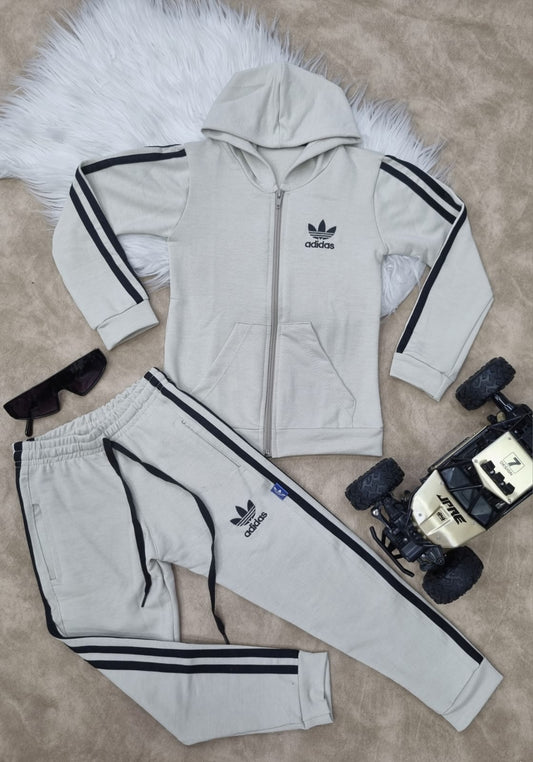 Conjunto deportivo para niño Adidas