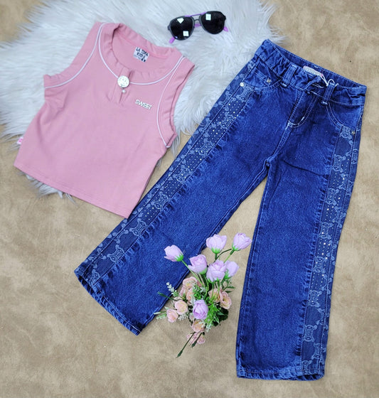 Conjunto para niña con camiseta corta y jean con pedrería