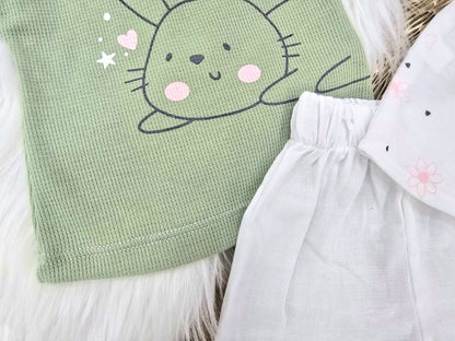 Conjunto bebé niña conejita margaritas (3 piezas)